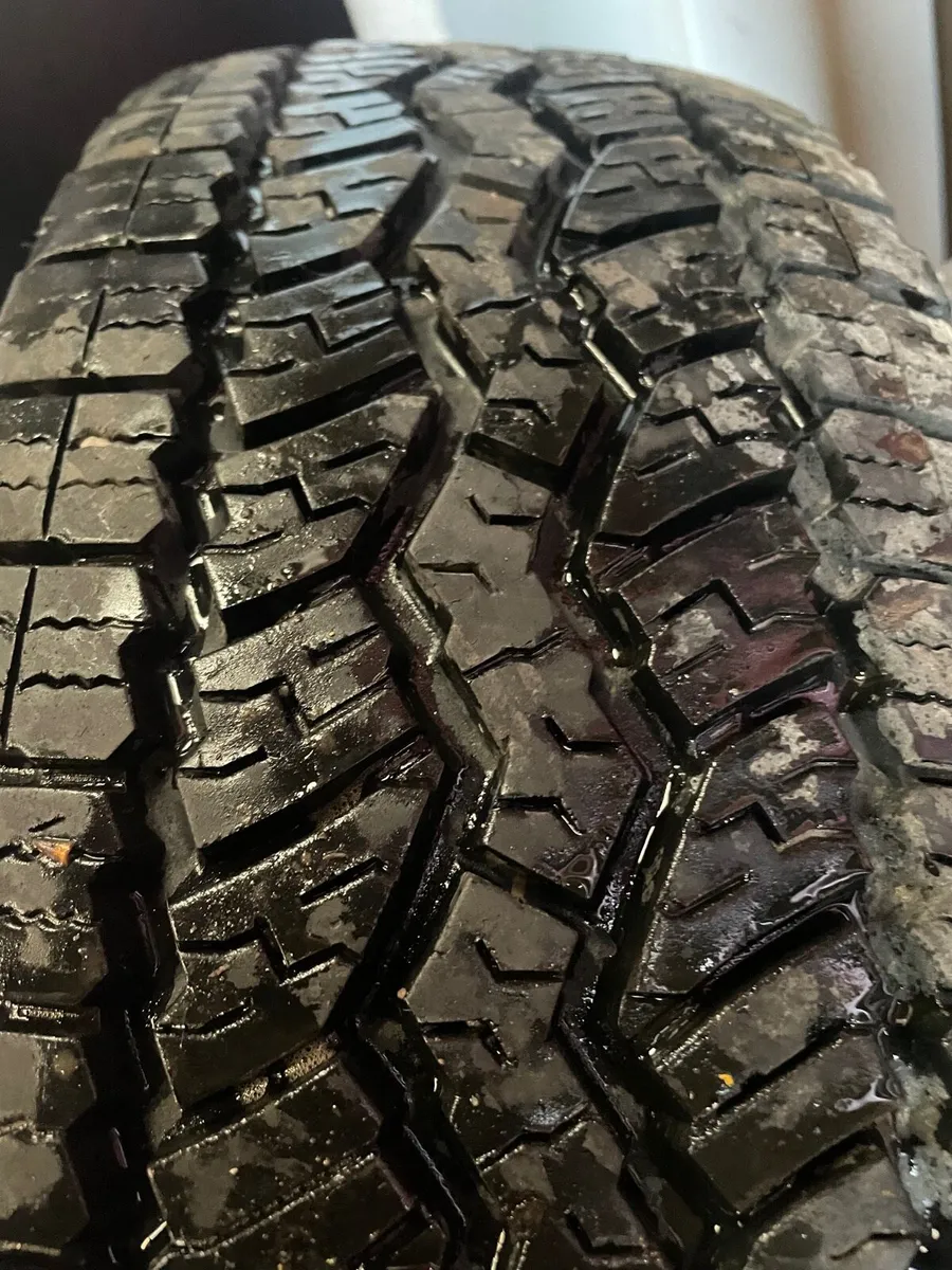 4 Original L200 alloy wheels & tyres as new - Image 2