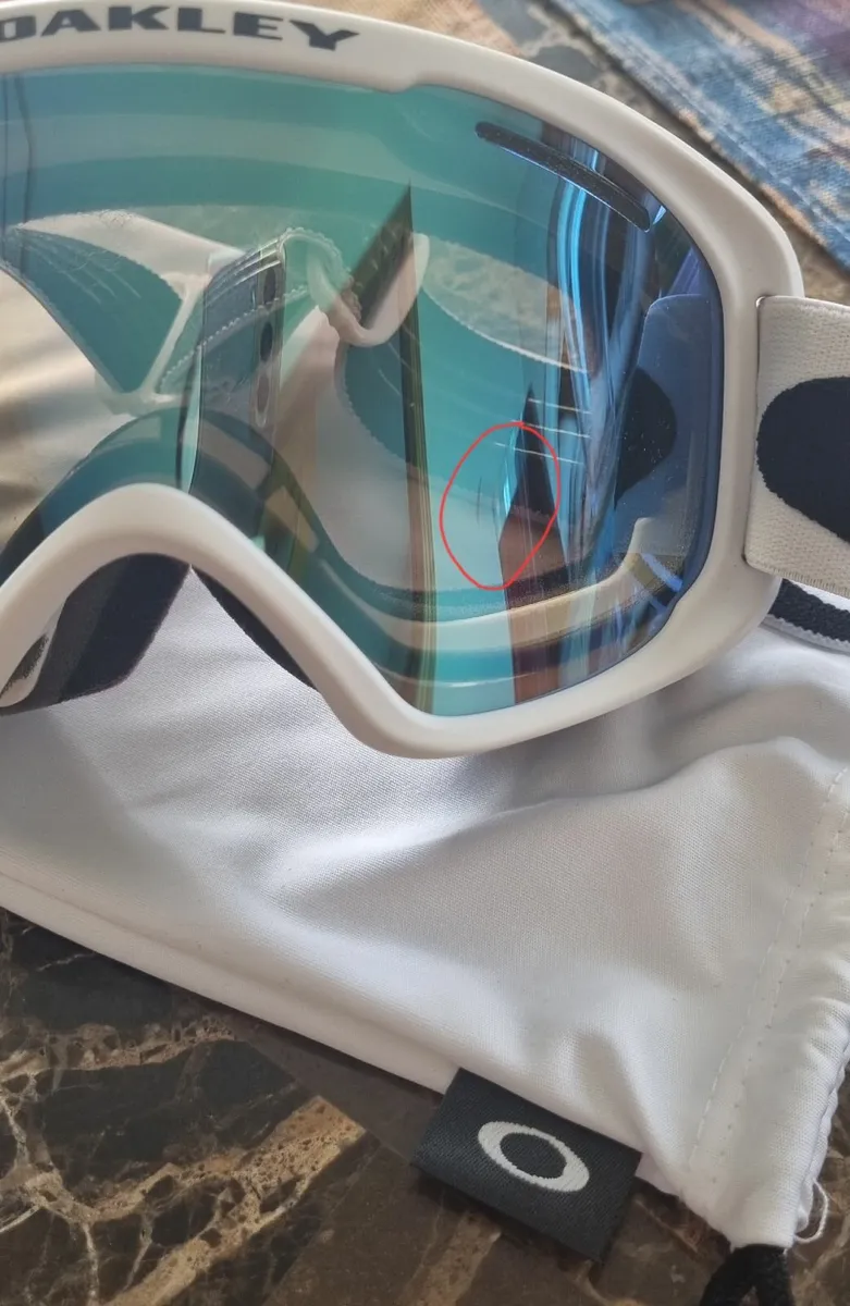 Oakley Ski Snow Goggles - Image 4