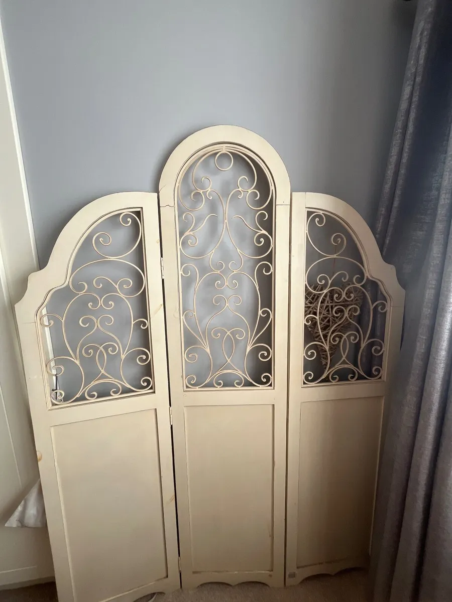 Antique diving screen - Image 1