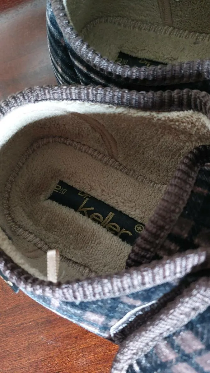 Men's slippers - Image 2
