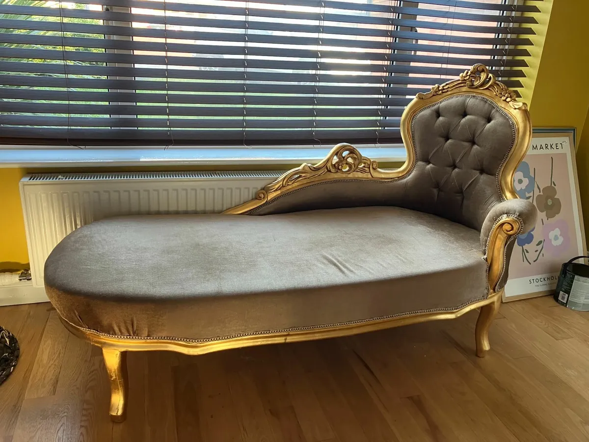 Chaise Lounge - Image 2