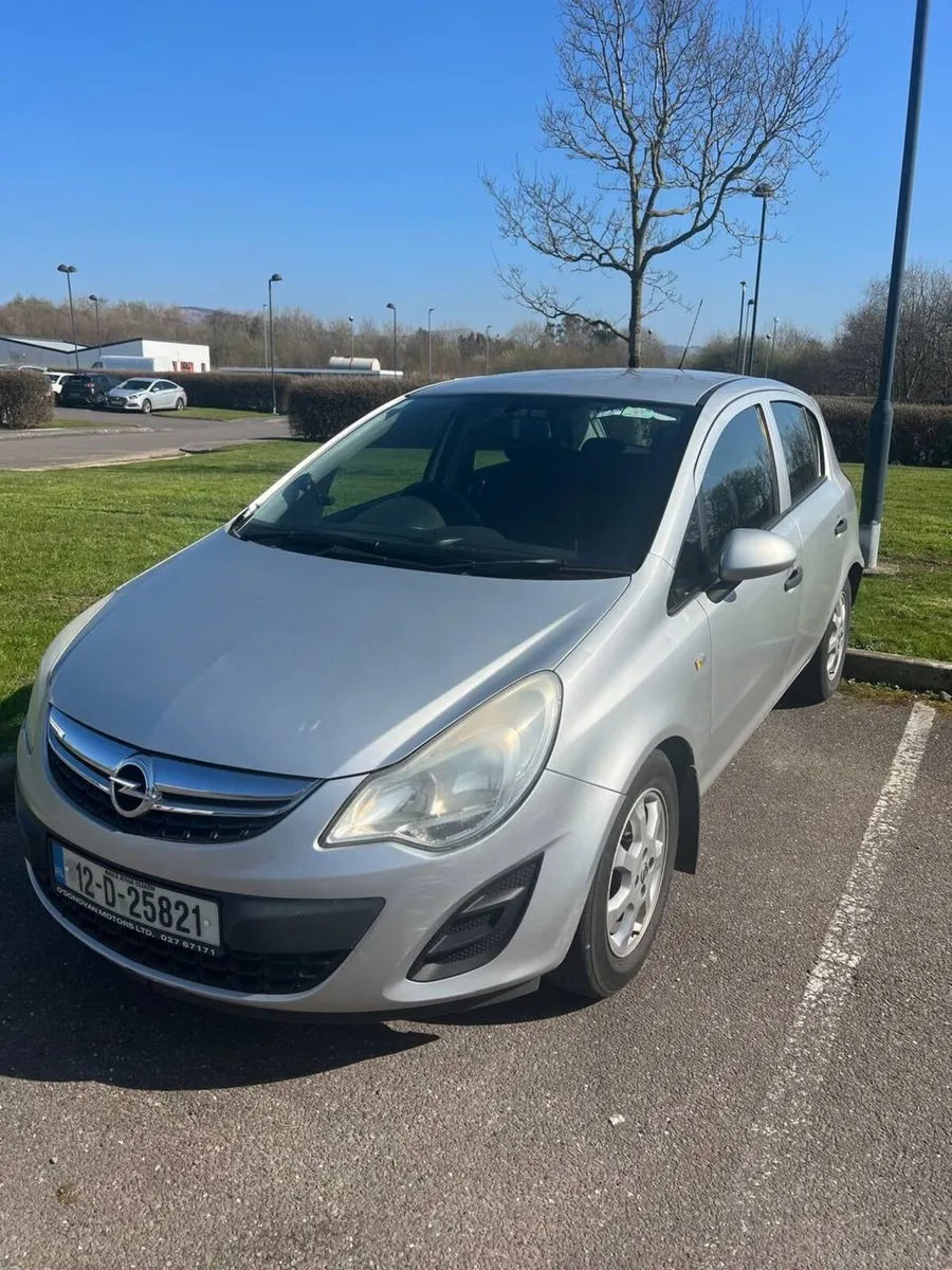 Opel Corsa 2012 Tested and Taxed Good starter car - Image 1