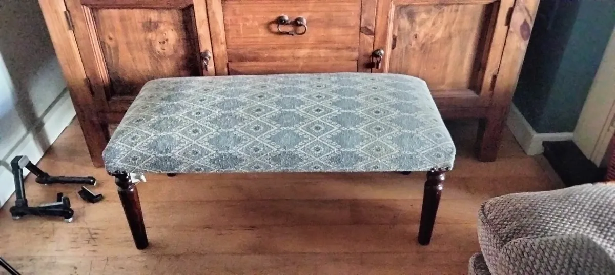 Bench - Image 3