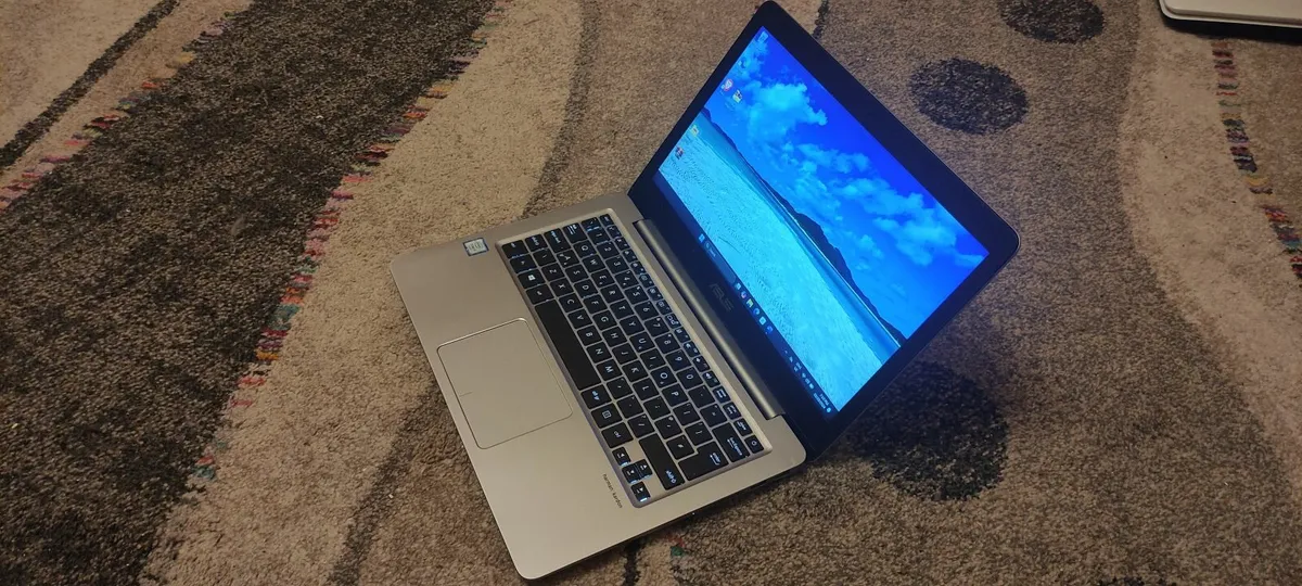 Asus ZenBook i3 SSD Microsoft Office Pro - Image 2