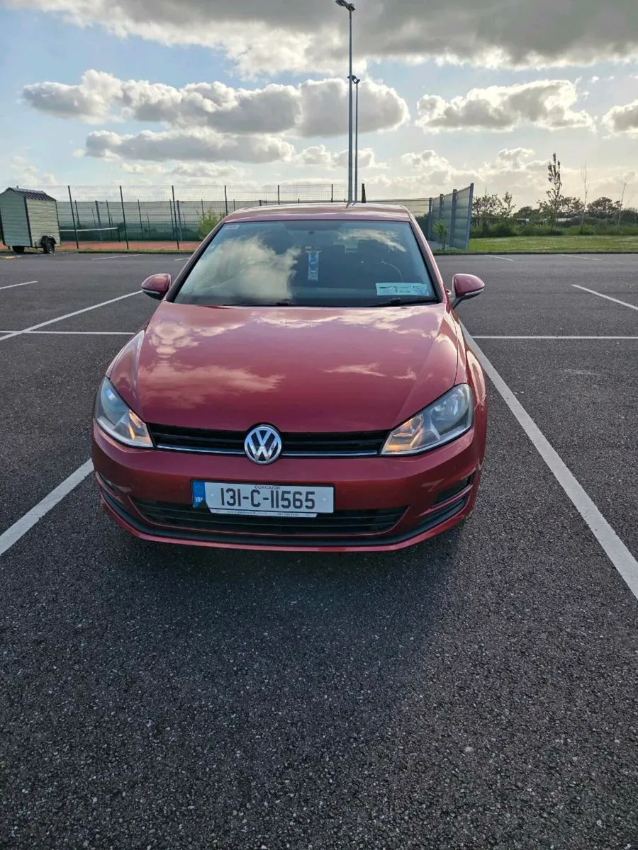 2013 Volkswagen Golf - Image 2