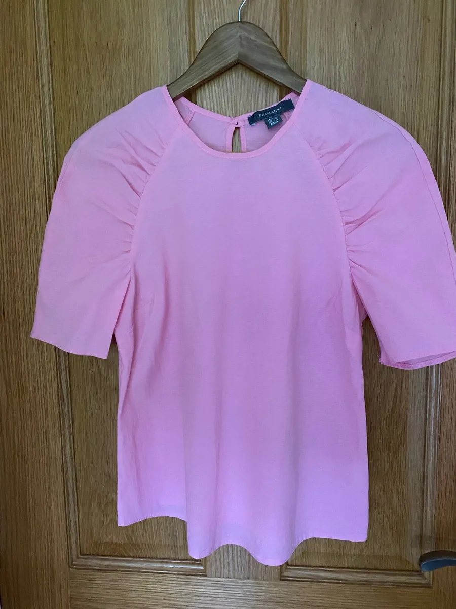 Girl’s Light Pink Leg of Mutton Short Sleeve Top - Image 1