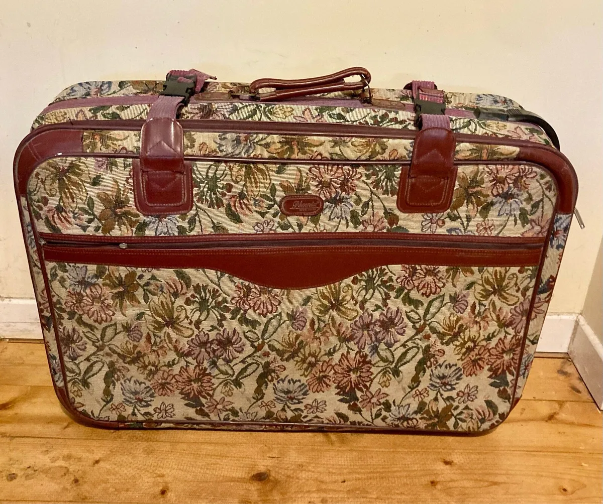 Retro Floral Travel Suitcase - Image 1