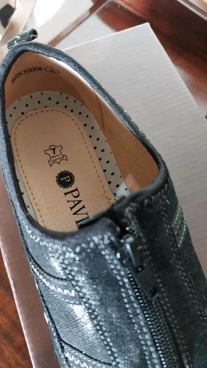 Ladies loafer shoes - Image 2