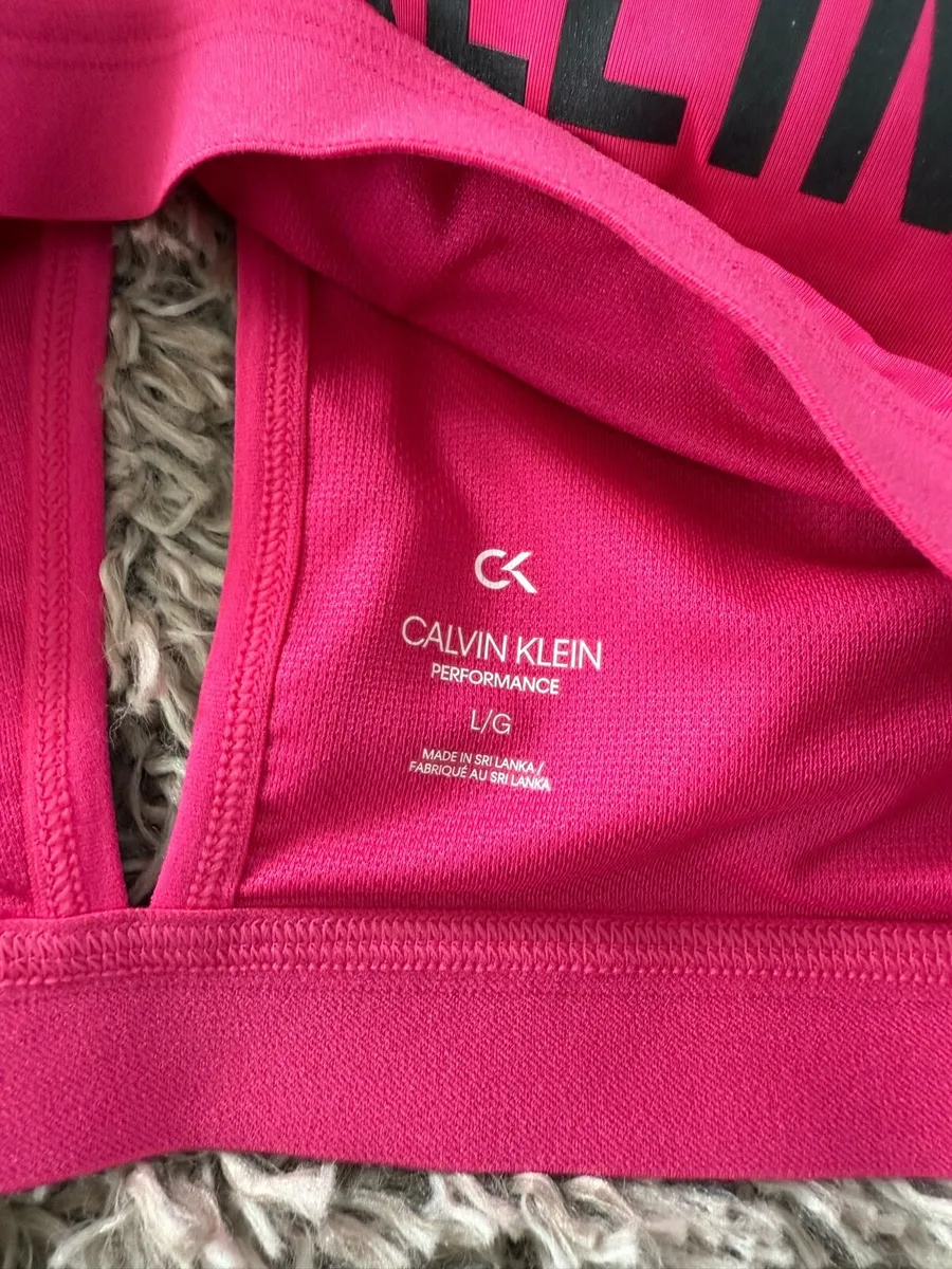 Calvin Klein Sports bra New - Image 2