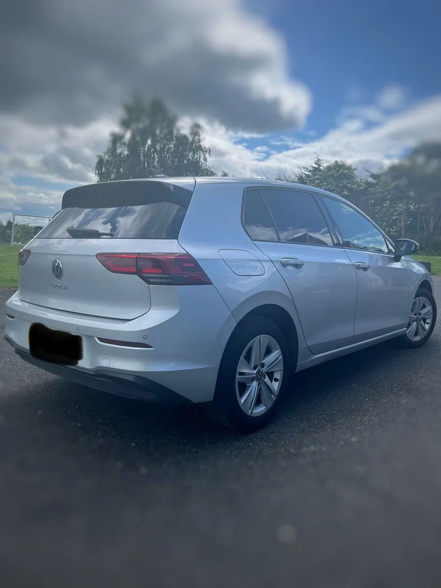 VW Golf 1.5 TSI 2022 - Image 2