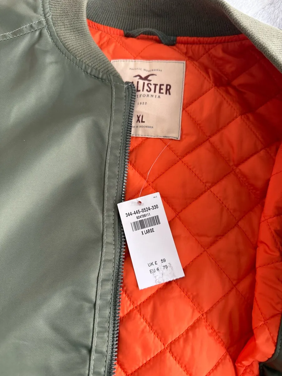 Hollister Bomber Jacket NEW - Image 2