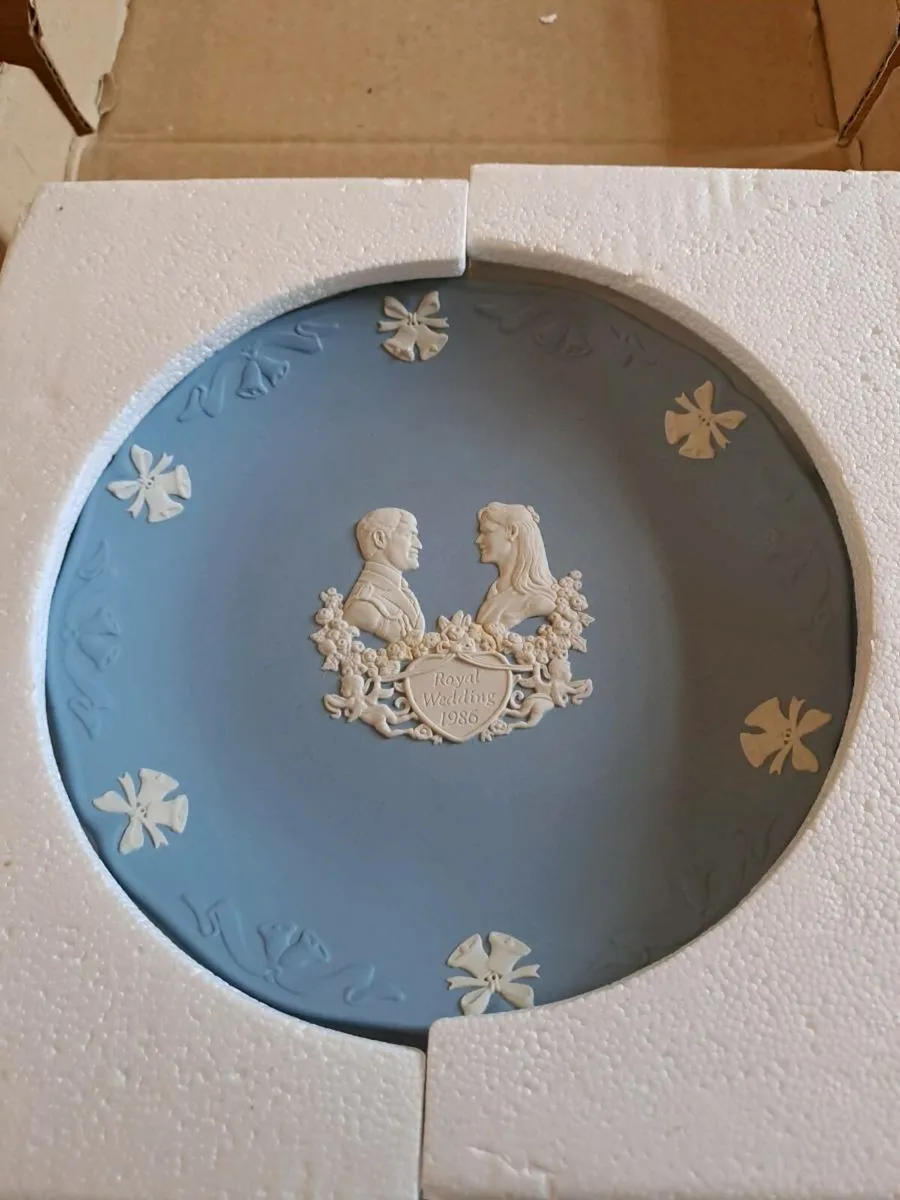 Wedgwood Royal Wedding 1986 plate - Image 1