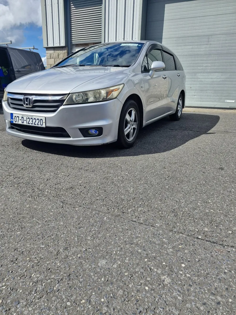 Honda Stream 2007 - Image 1