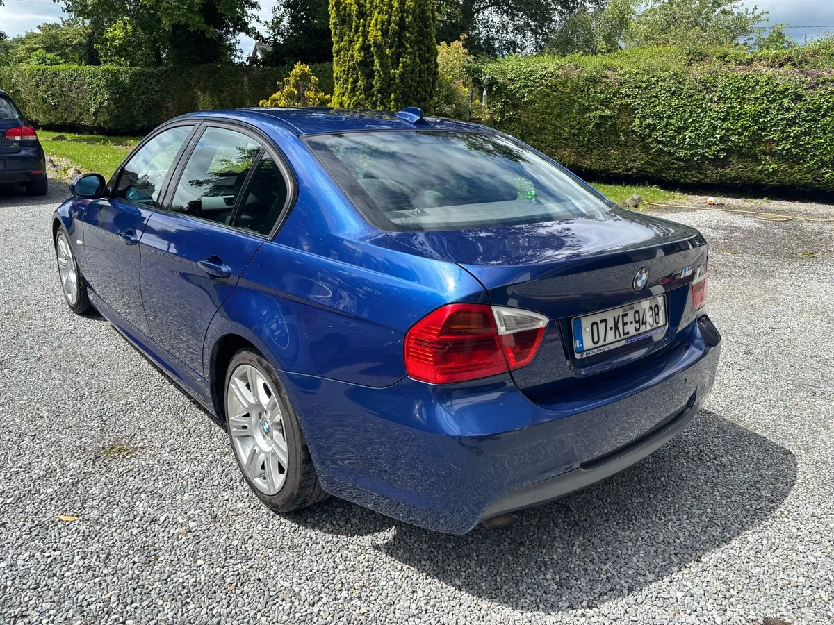 BMW E90 320d msport - Image 4
