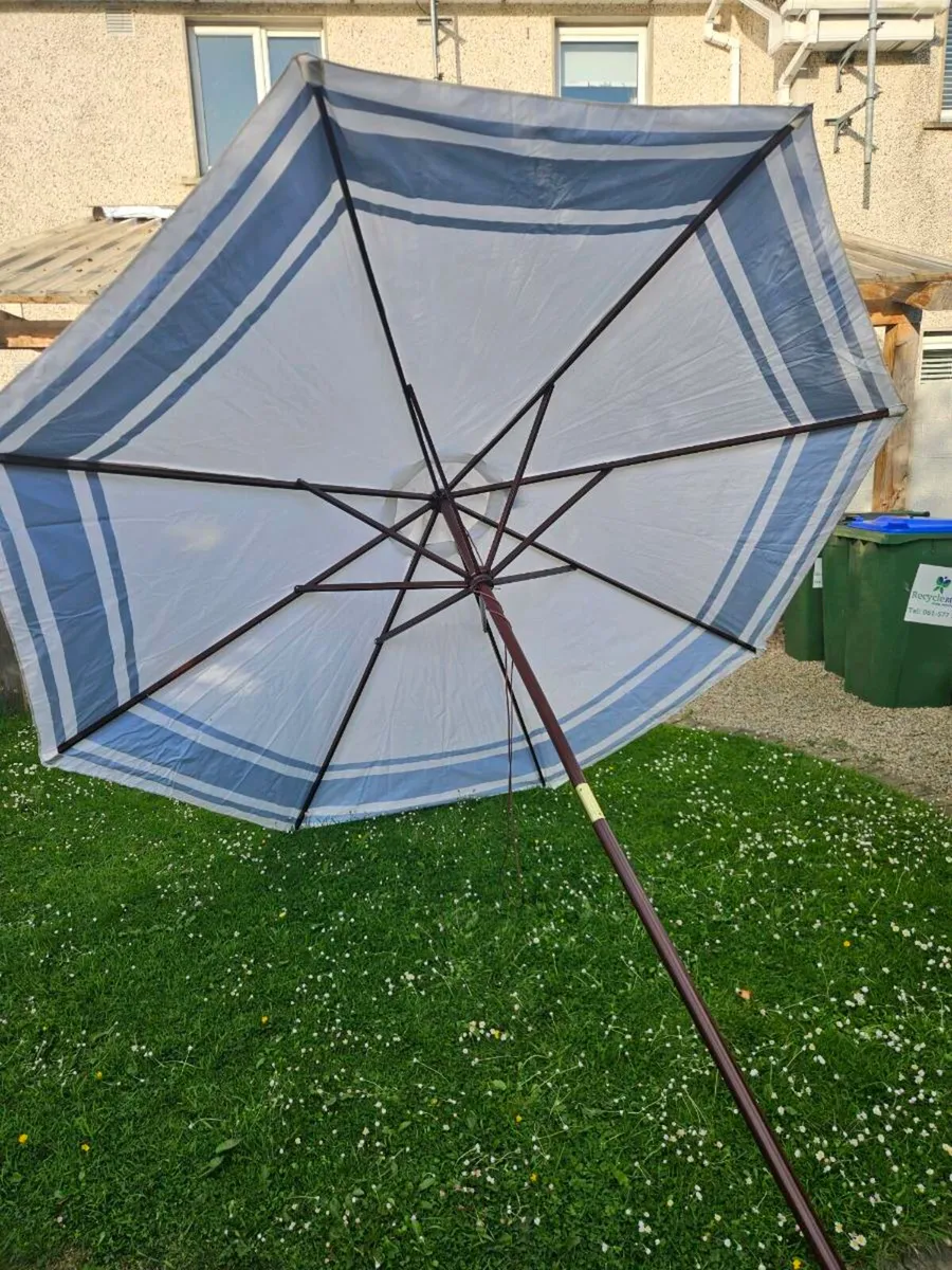 Paul Costello Parasol - Image 2