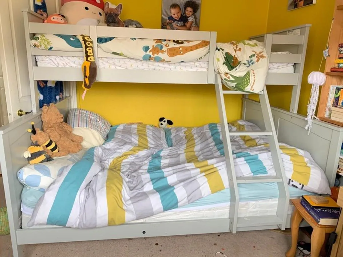 Grey double&single bunkbeds - Image 2