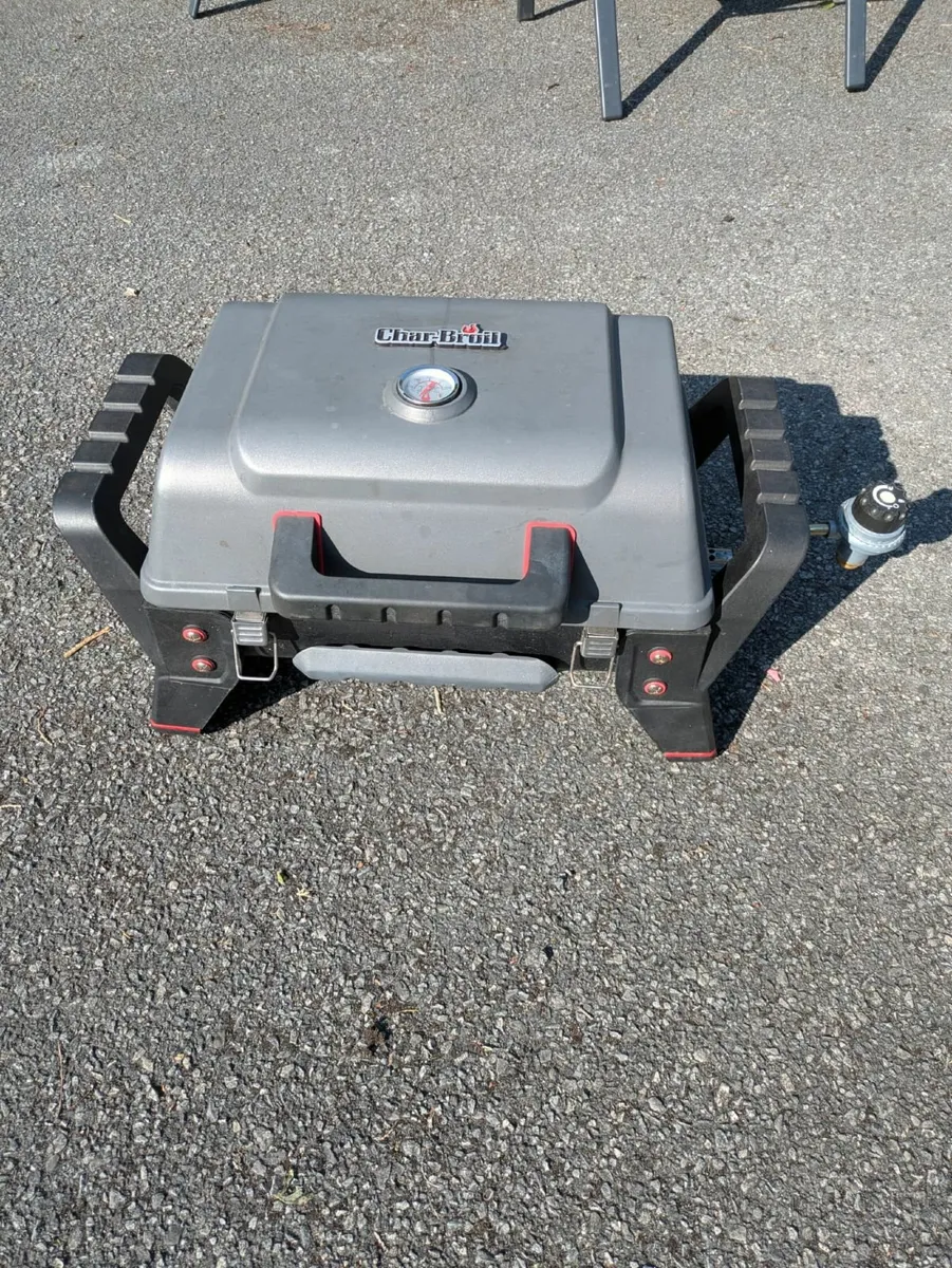 Char-Broil Portable BBQ - Image 1