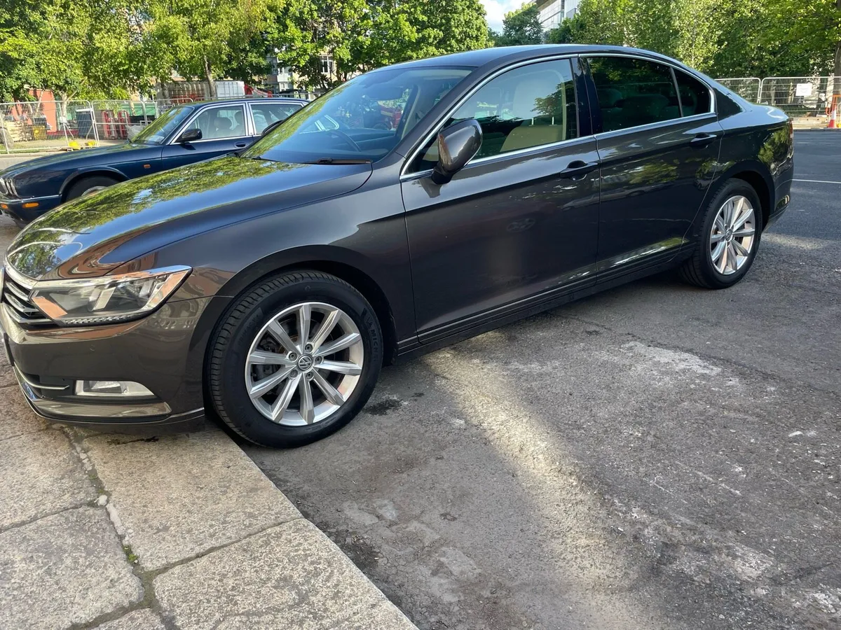2018 Volkswagen Passat 1.6l - Image 1