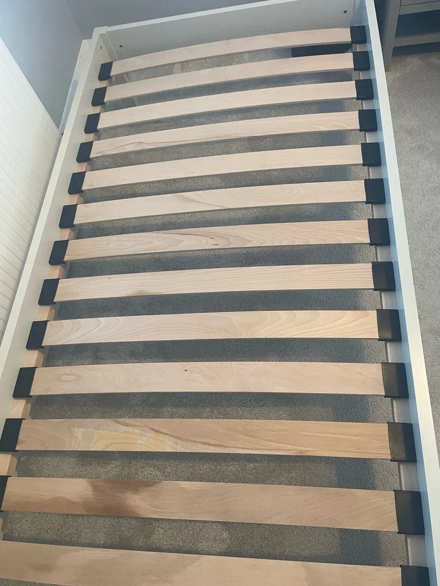 Single 3ft bed for sale ( frame only) - Image 4