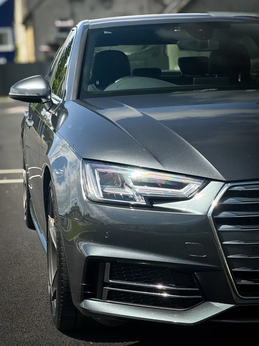 Audi A4 2017 - Image 2