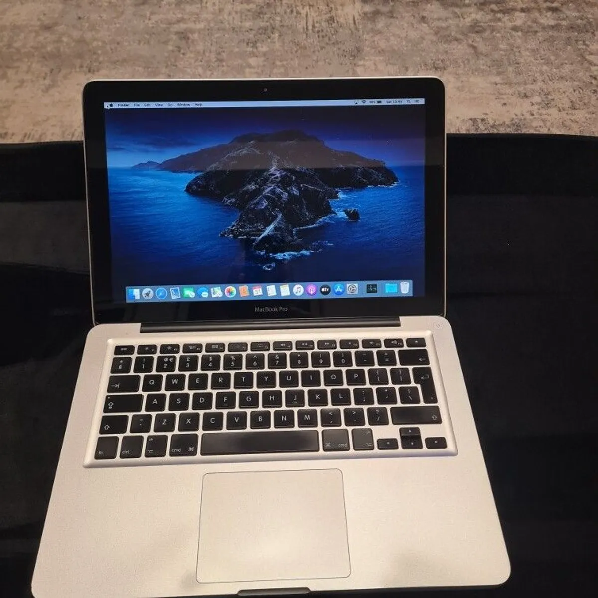 Apple Macbook PRO mid 2012 - Image 1