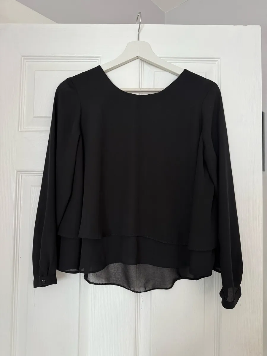 Zara Tops each 10 Euro - Image 3