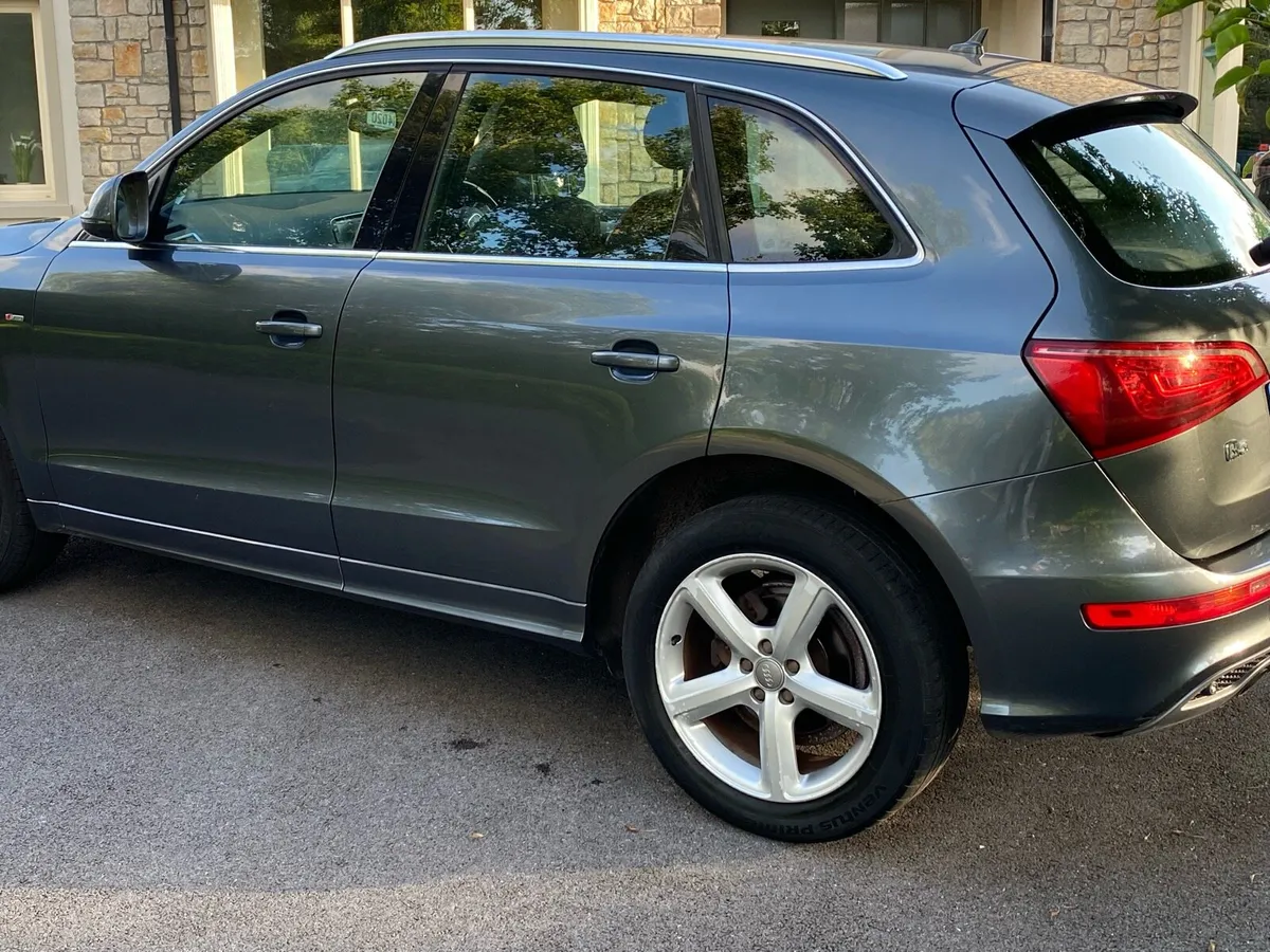 Audi Q5 S-line Quattro 2.0TDI - Image 4