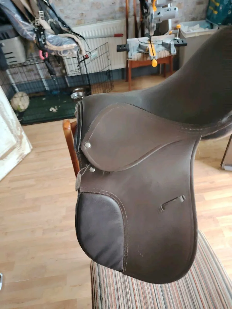 Equine equipment saddle rug girth - Image 4