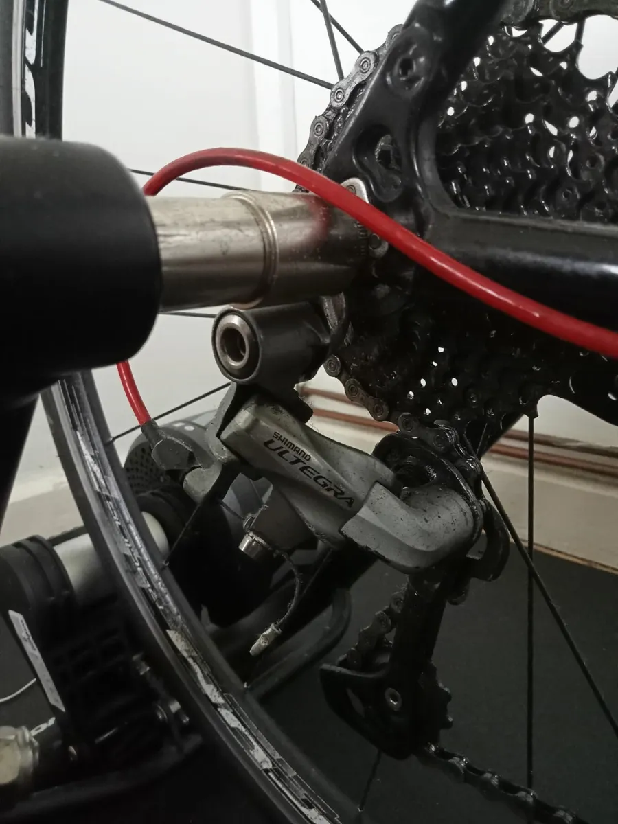 Ribble Evo-Pro Carbon Road Bike - Image 3