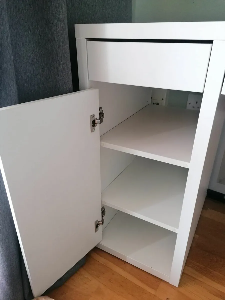 office desk from Ikea in very good condition - Image 4