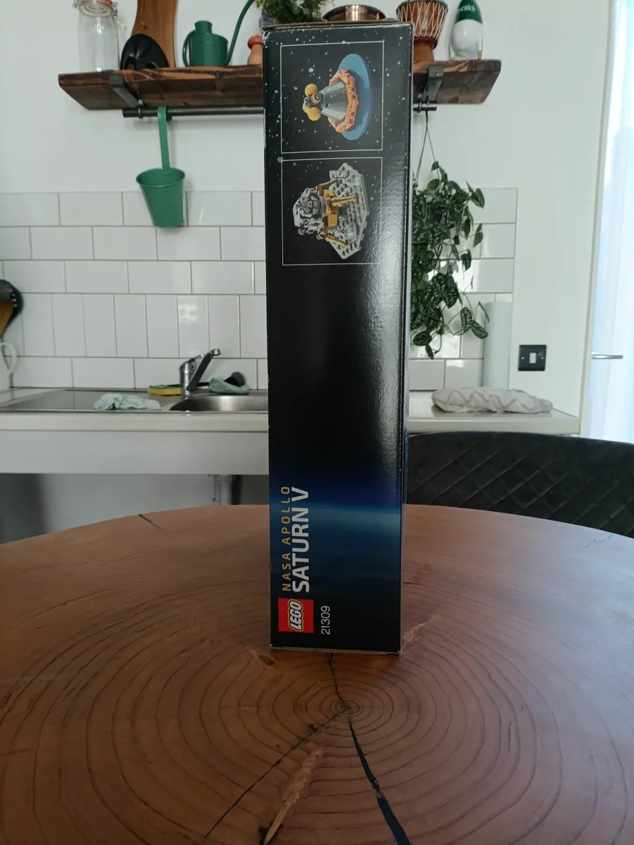 Lego Saturn V - Image 3