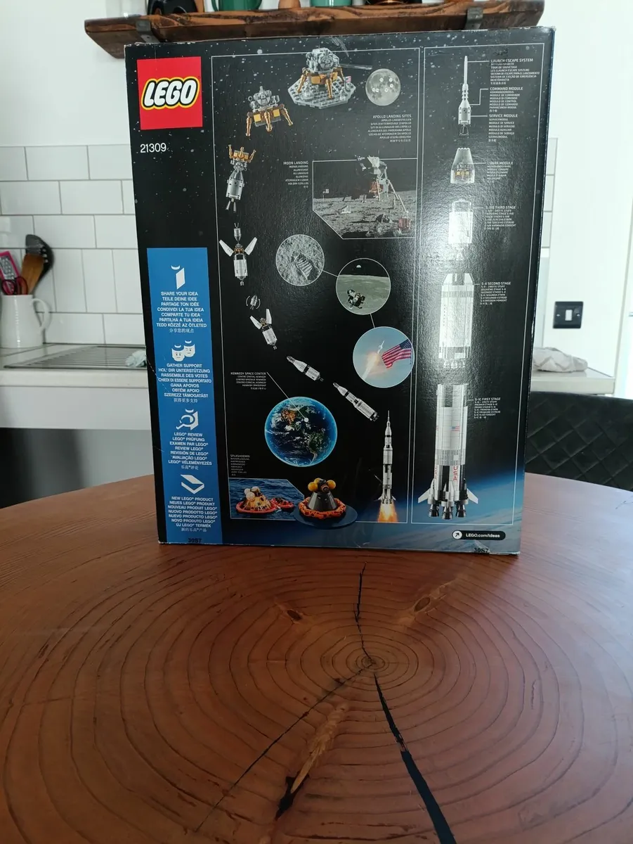 Lego Saturn V - Image 4