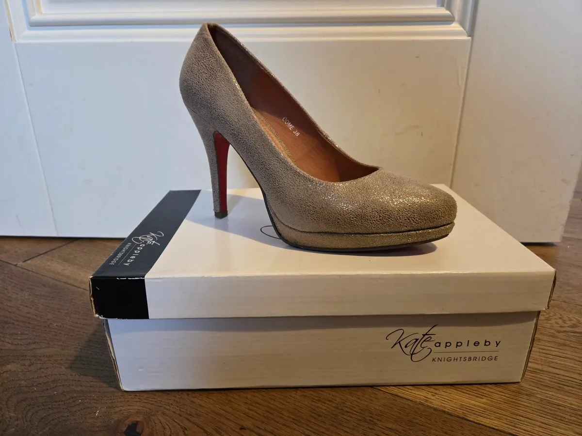 Kate Appleby court shoe