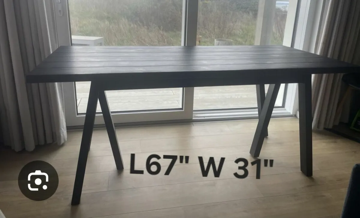 Kitchen table and chairs - Image 3