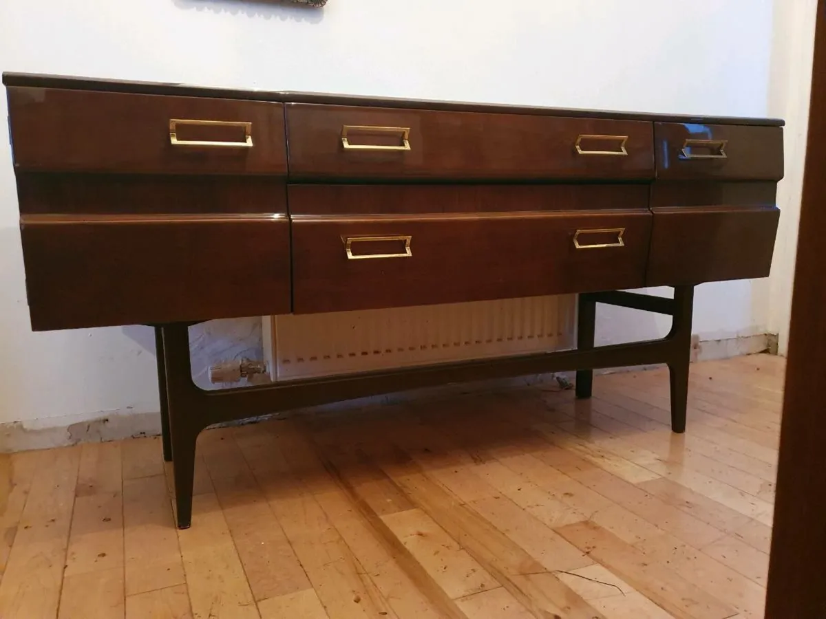 Mid century teak sideboard by meredew - Image 3