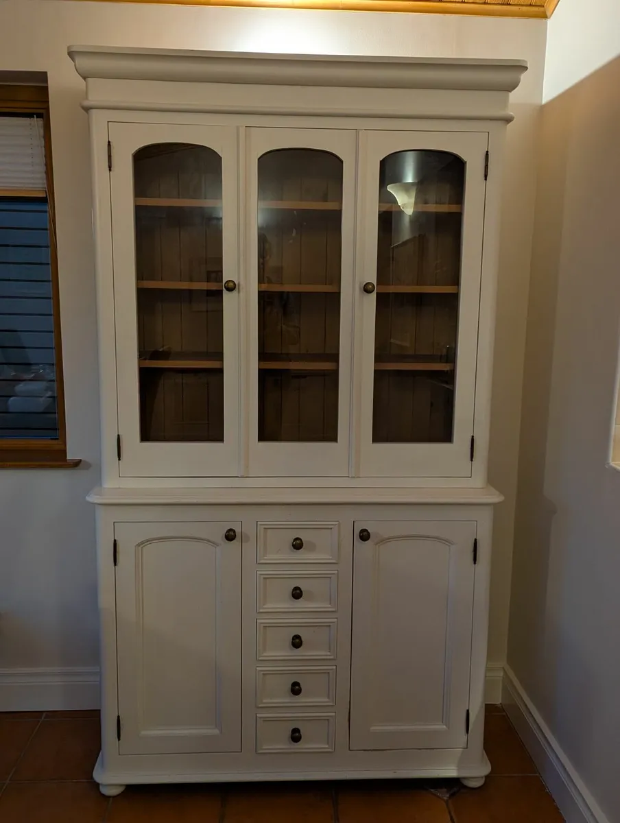 Kitchen Unit - Image 1