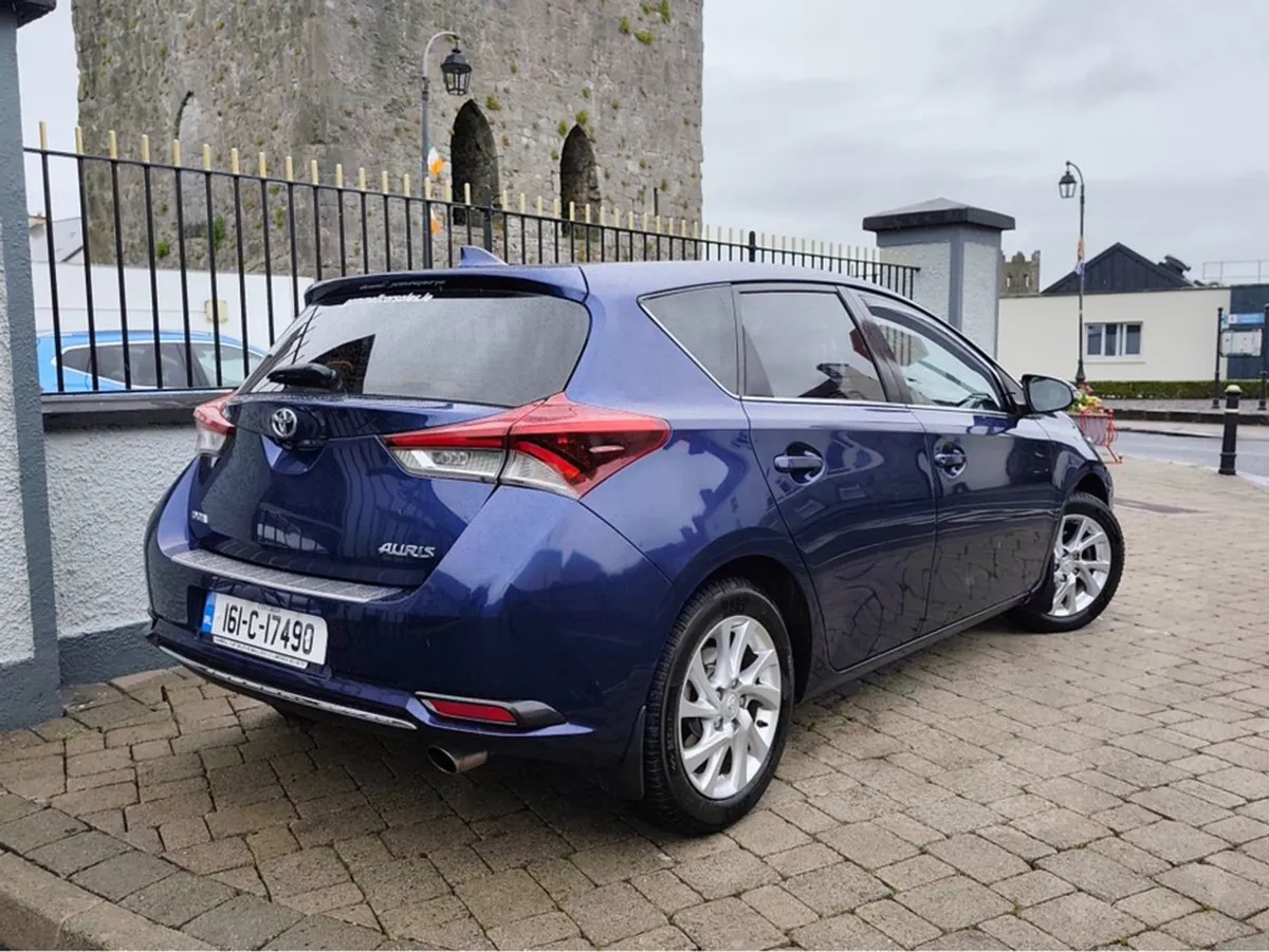 Toyota Auris 1.2t Icon 114BHP 5DR - Image 2