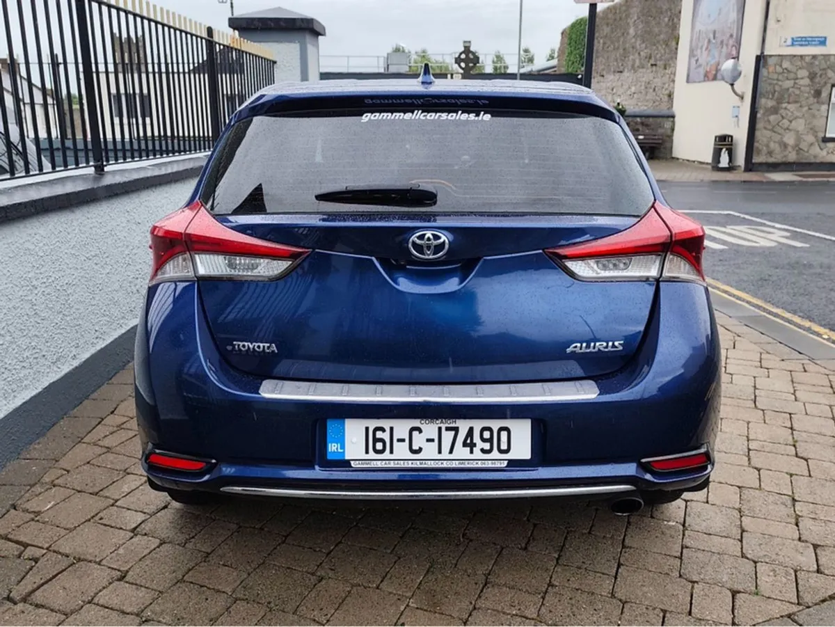 Toyota Auris 1.2t Icon 114BHP 5DR - Image 3