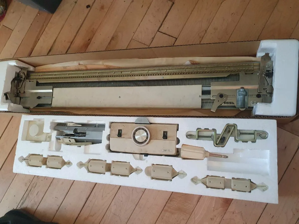 Rare empisal knitmaster ribber esrp20 brand new - Image 4