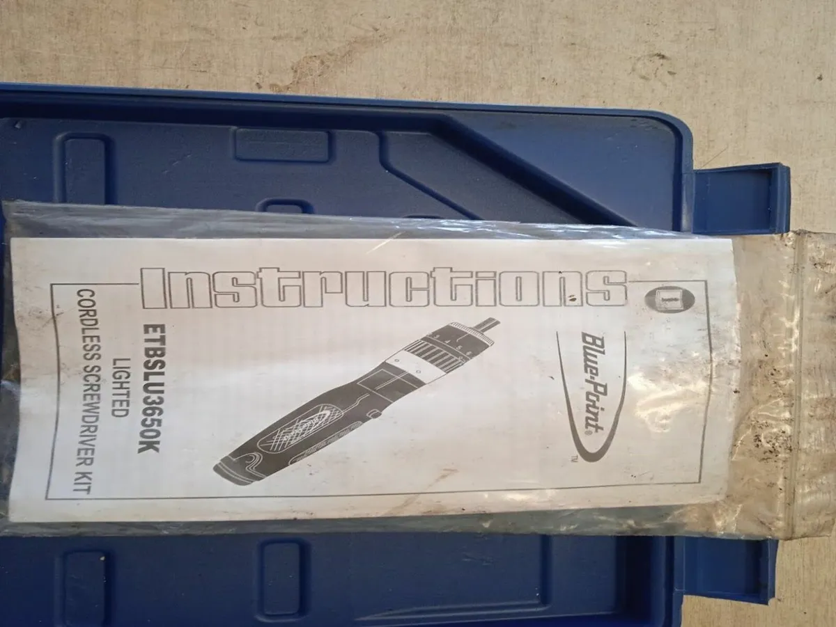 Blue Point cordless screwdriver and torch - Image 2