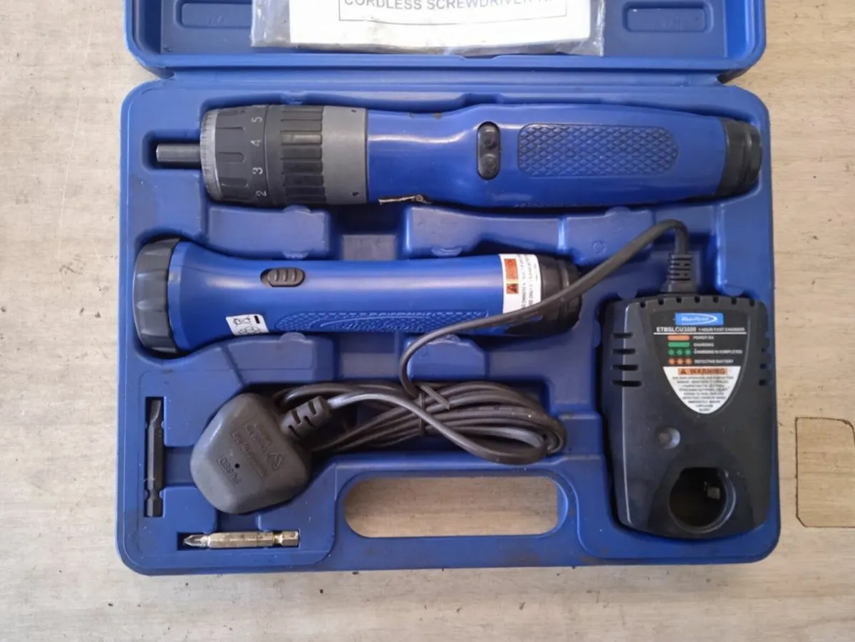 Blue Point cordless screwdriver and torch - Image 3