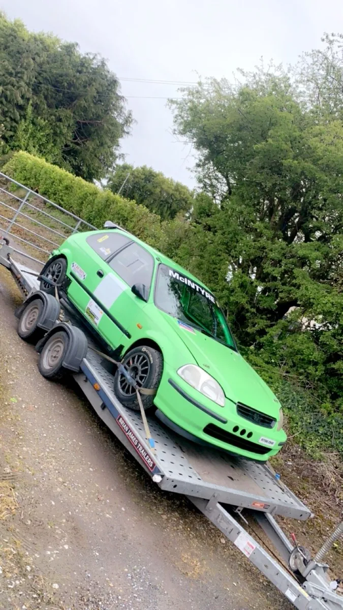 Honda civic class 16 rally car - Image 2