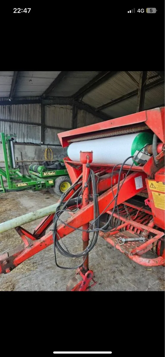 Welger baler - Image 2