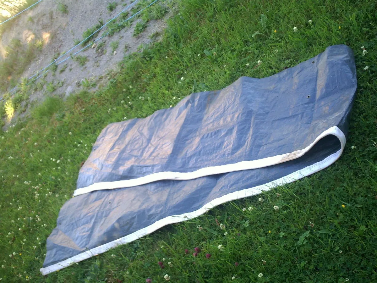 skirt for around bottom of caravan
