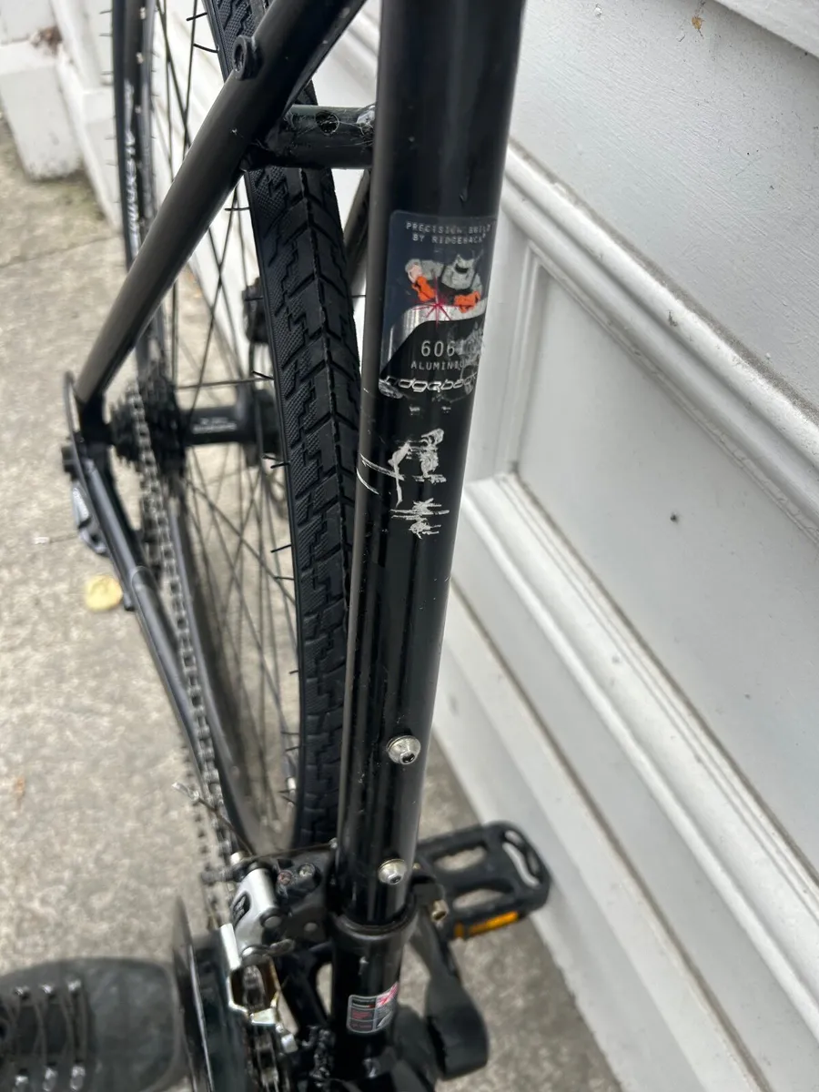 Ridgeback hybrid bike ❗️Open 7 days ❗️ - Image 3