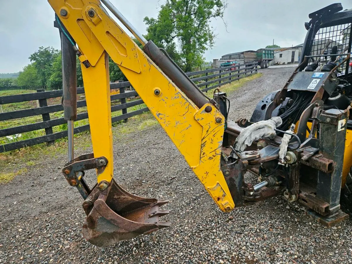 Skidsteer  fronthoe digger - Image 1