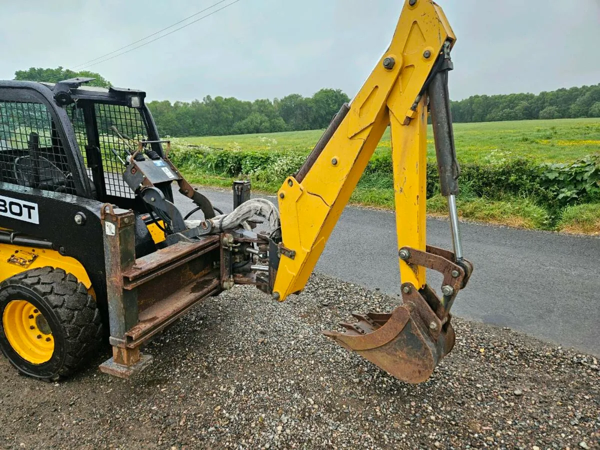 Skidsteer  fronthoe digger - Image 2