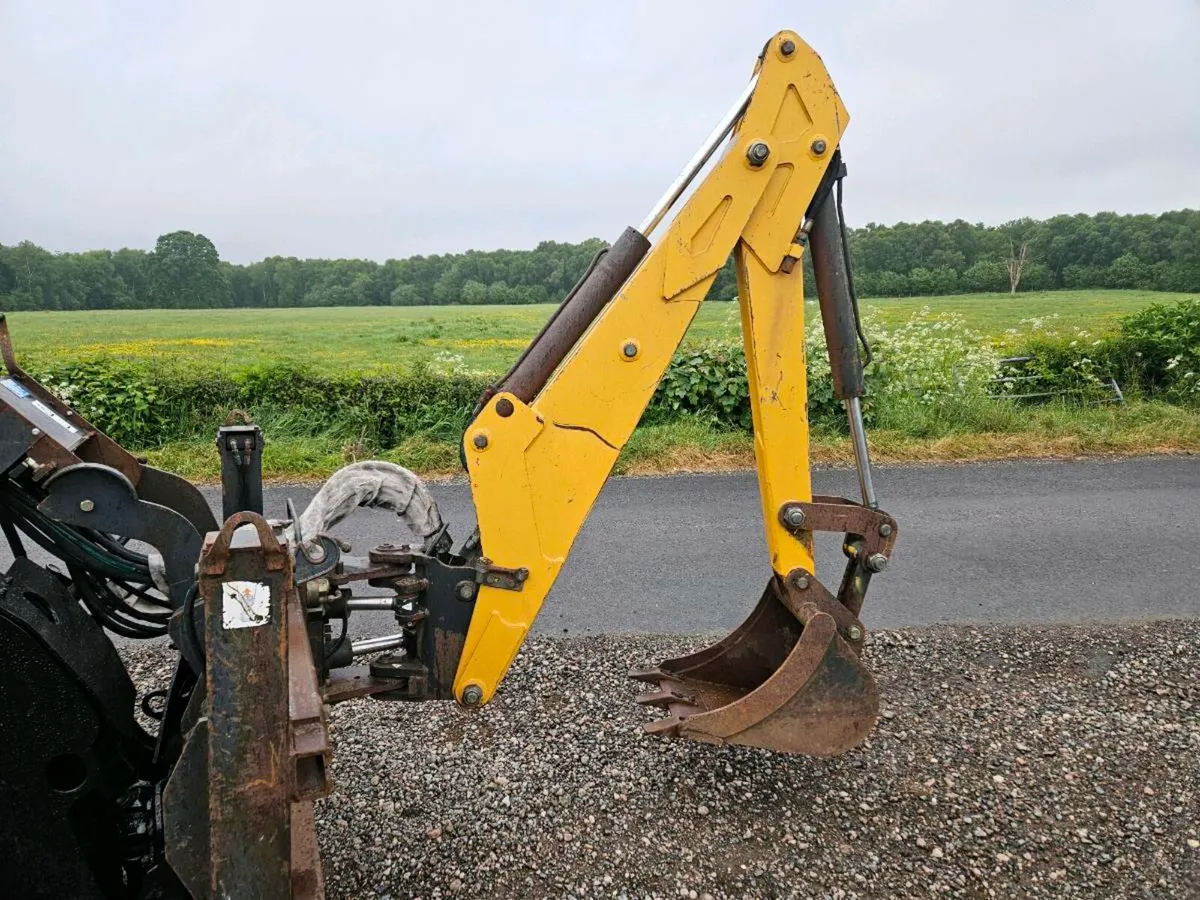 Skidsteer  fronthoe digger - Image 4