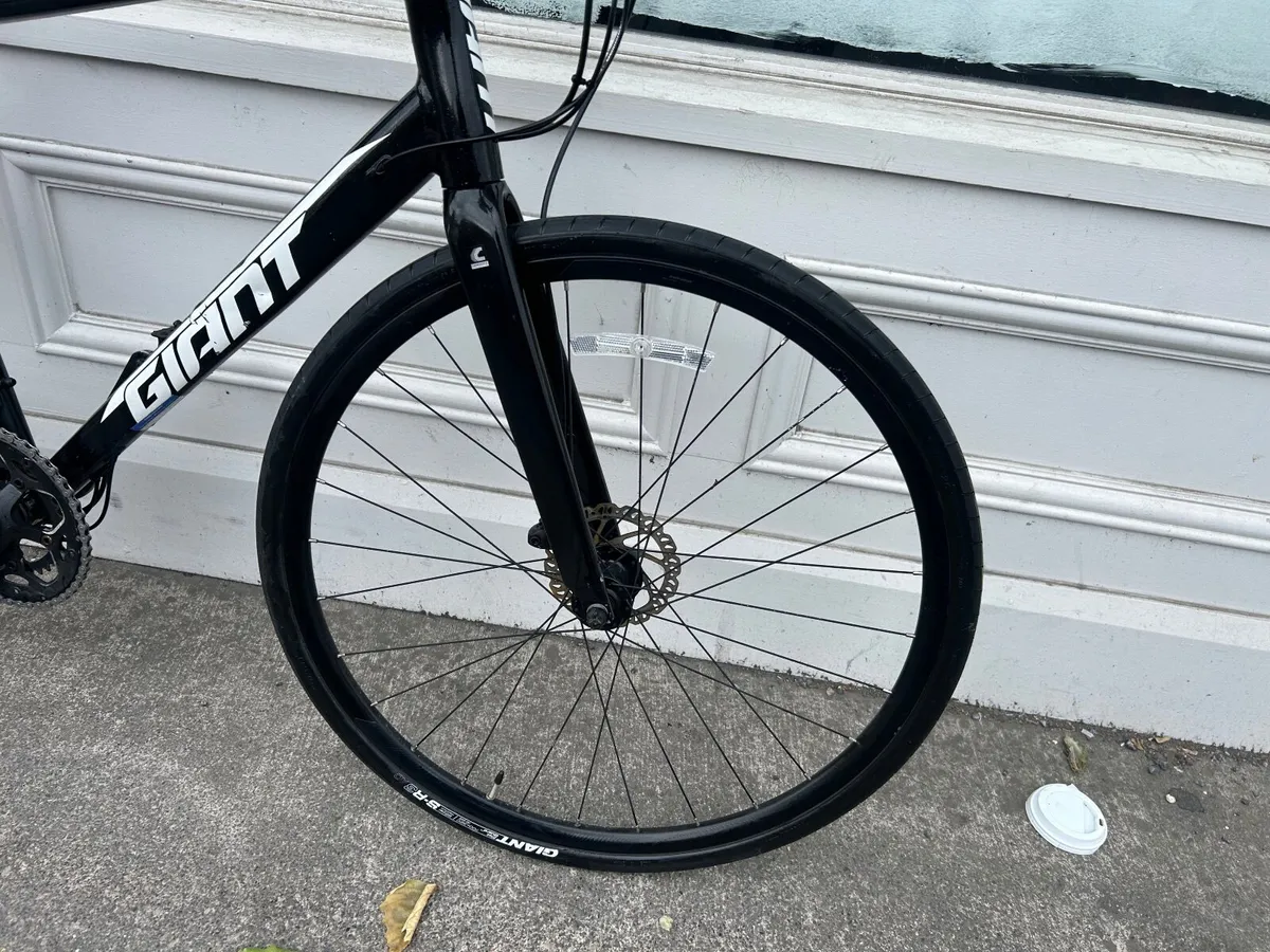 Giant  fast road - Image 4