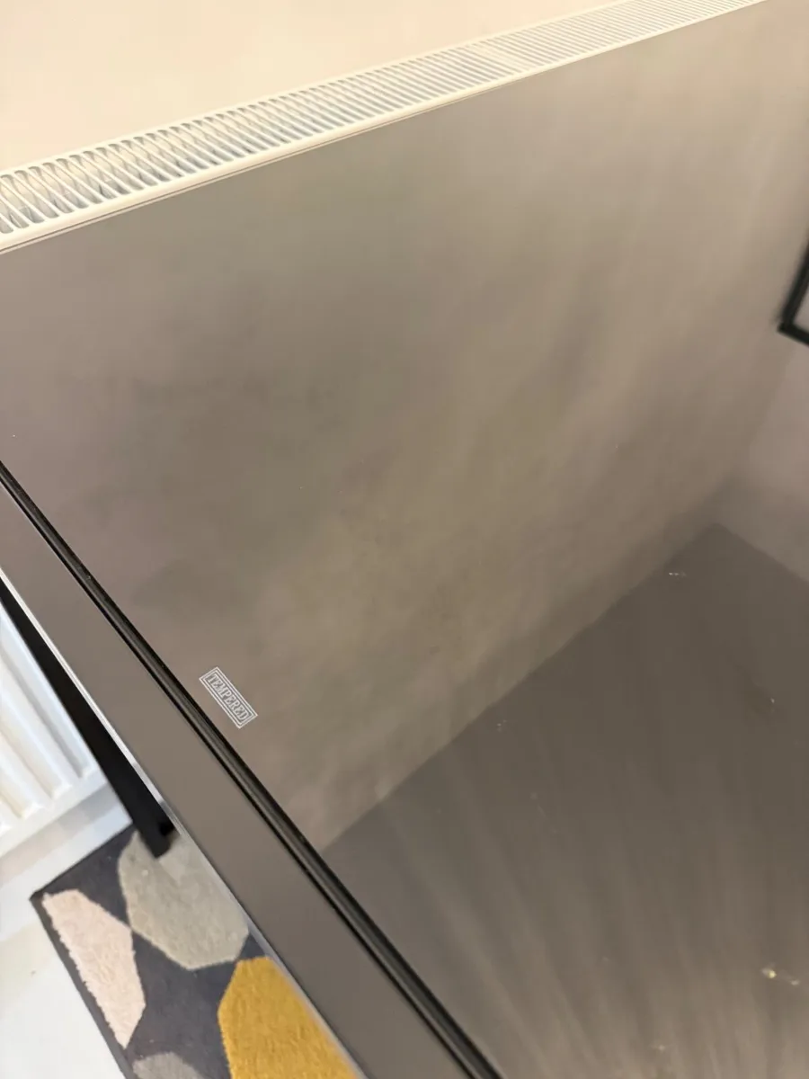 Dining table - Image 2